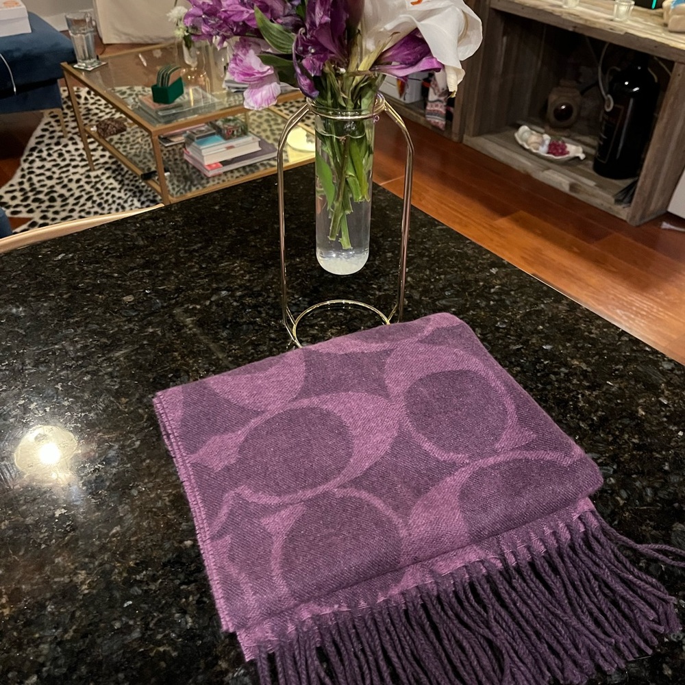 Like New Purple Coach Scarf - Picture 3 of 3